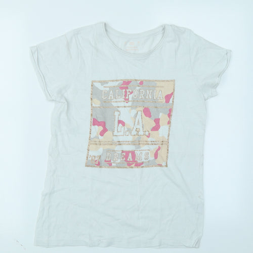 YD Girls White   Basic T-Shirt Size 12-13 Years