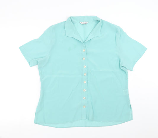 Front view of Design essentials women’s green basic blouse, size UK 18