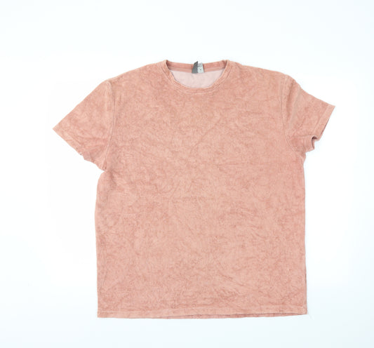Front view of ASOS women’s pink basic t-shirt, size M