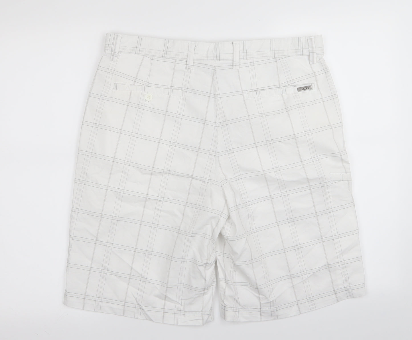 Greg Norman Mens White Check  Chino Shorts Size 32 in