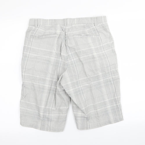 Calvin Klein Mens Grey Check  Chino Shorts Size 32 in