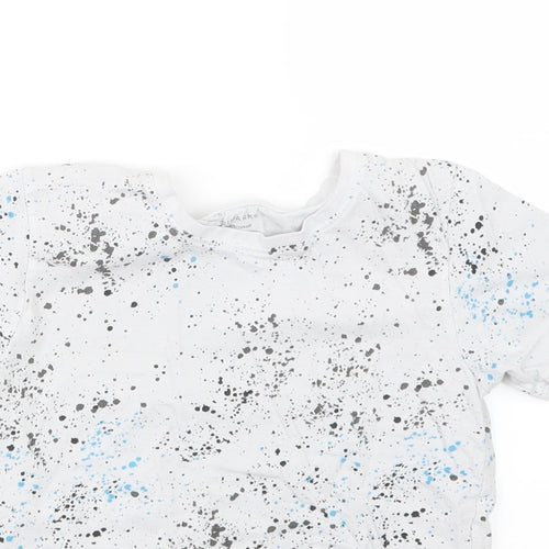 Primark Boys Grey Geometric  Basic T-Shirt Size 7-8 Years