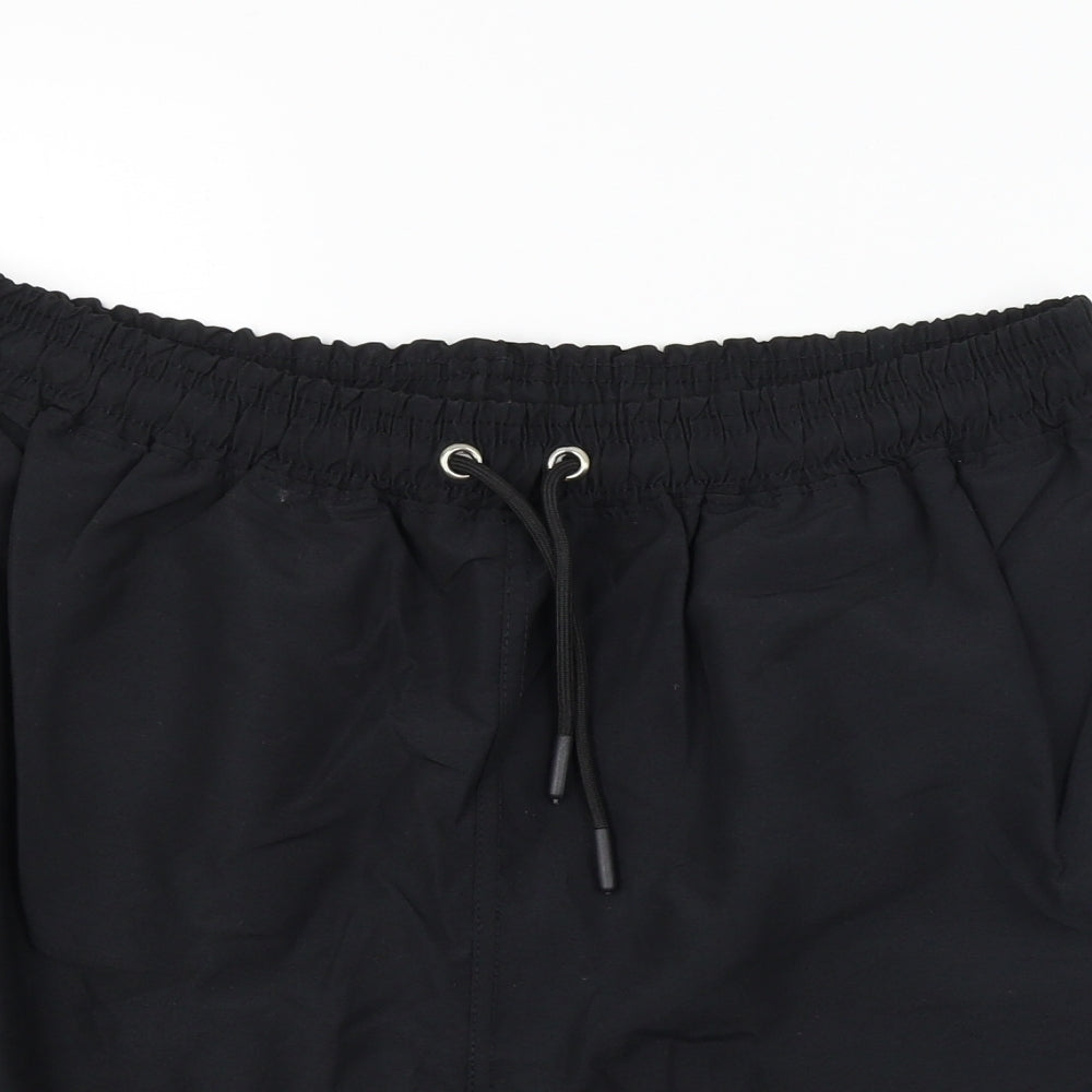 Preworn  Mens Black   Bermuda Shorts Size L