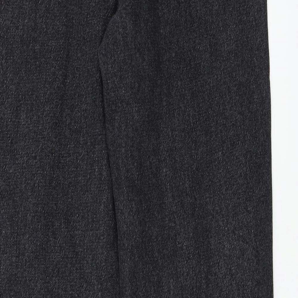 Preworn  Womens Black   Straight Jeans Size 10 L30 in