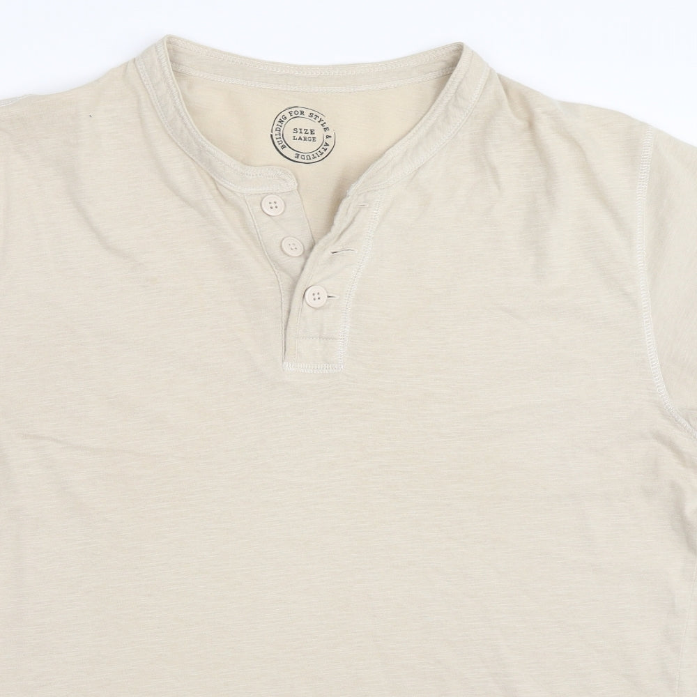 Peacocks Mens Beige    T-Shirt Size L