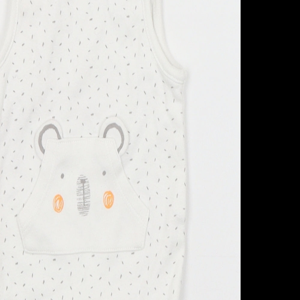 F&F Baby White Flecked  Babygrow One-Piece Size Newborn  - Bear
