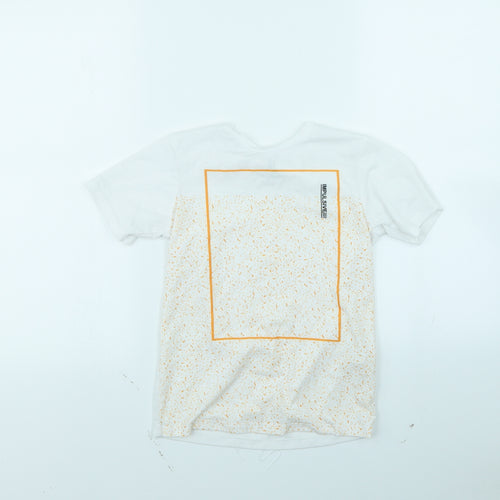 River Island Boys White   Basic T-Shirt Size 5 Years