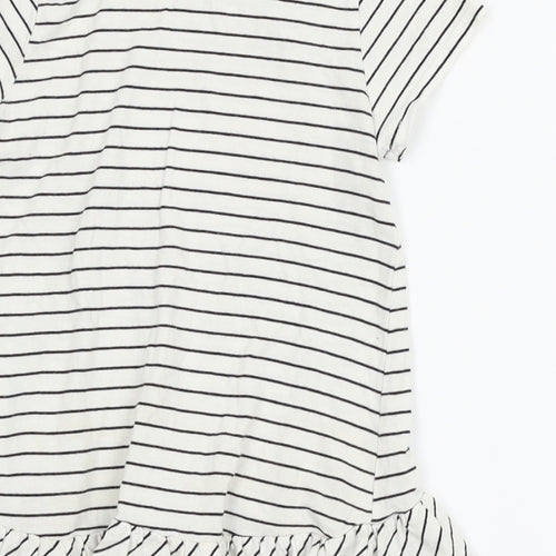Unbranded Girls White Striped  Basic Blouse Size 5-6 Years  - heart