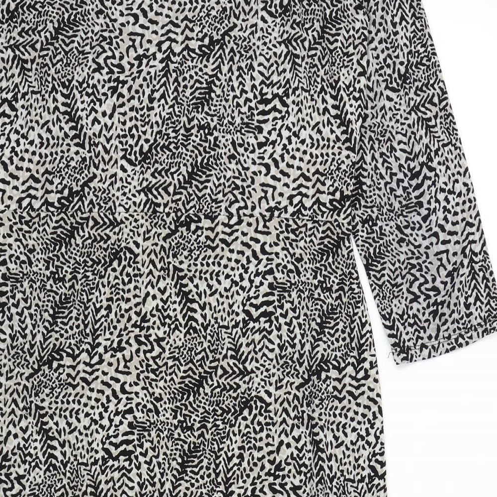 Papaya Womens Black Geometric  A-Line  Size 16