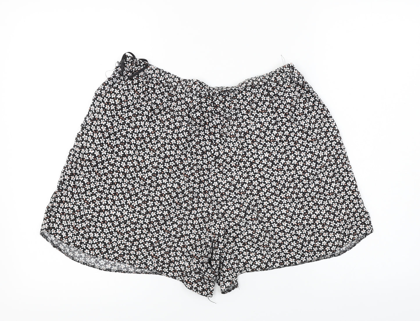 F&F Womens Black Floral  Cut-Off Shorts Size 12