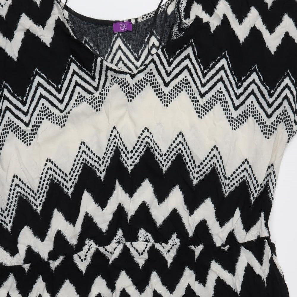 F&F Womens Black Geometric  Shift  Size 28