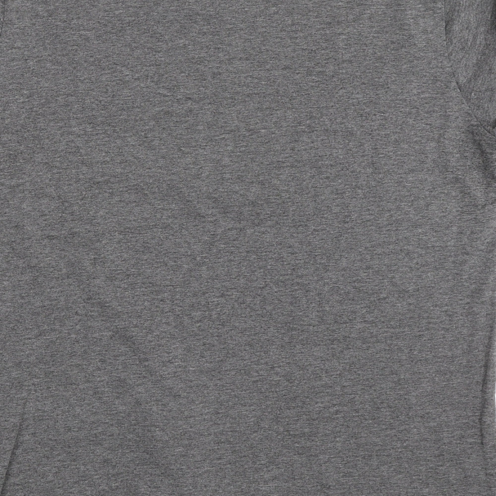Polo Ralph Lauren Mens Grey    T-Shirt Size M