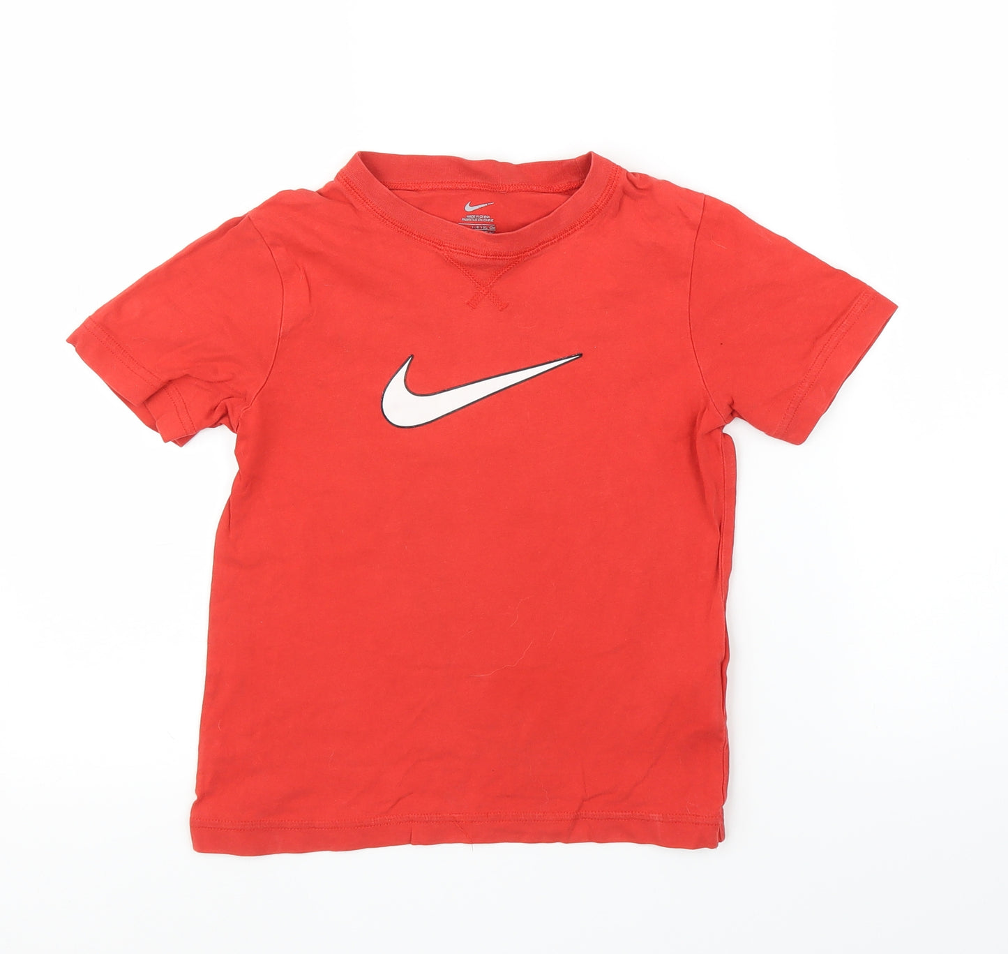 Nike Boys Red   Basic T-Shirt Size 6-7 Years