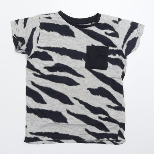 Urban Boys Boys Grey Camouflage  Basic T-Shirt Size 6 Years