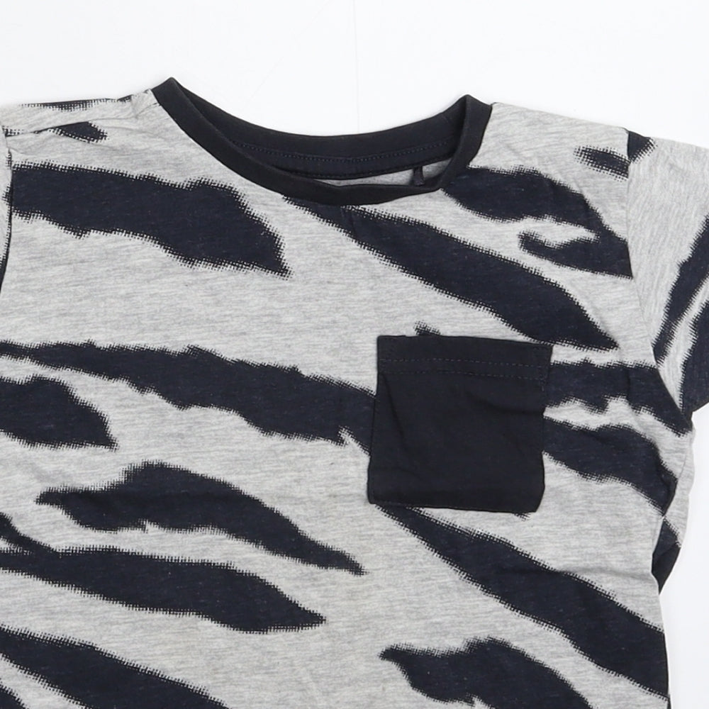 Urban Boys Boys Grey Camouflage  Basic T-Shirt Size 6 Years