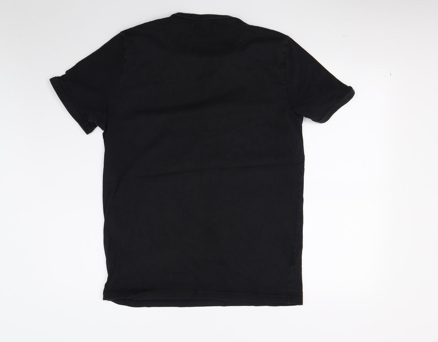 Fred Perry Mens Black    T-Shirt Size M