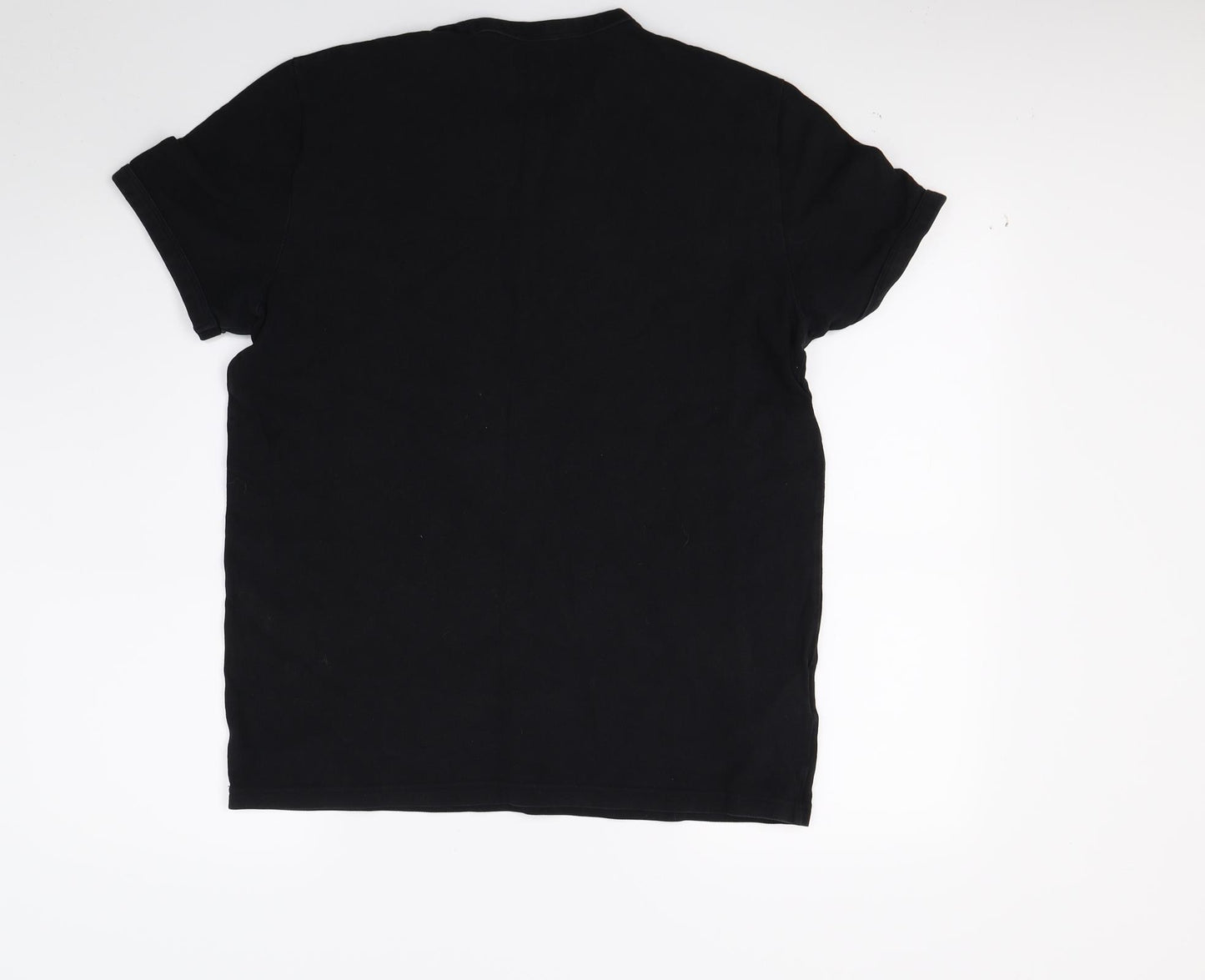 Fred Perry Mens Black    T-Shirt Size M