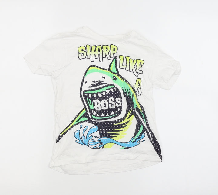 Pep&co Boys White   Basic T-Shirt Size 6-7 Years  - shark