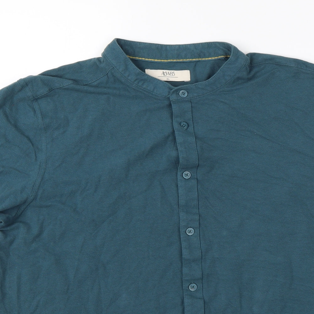 Preworn Mens Blue    T-Shirt Size XL