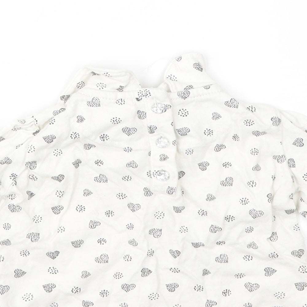 F&F Girls White   Basic T-Shirt Size 3-6 Months