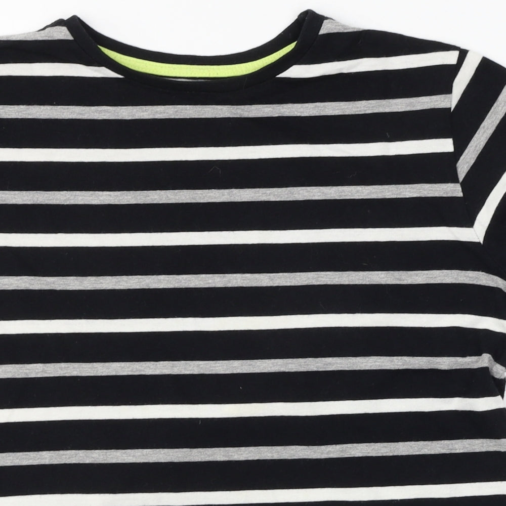 Primark Boys White Striped  Basic T-Shirt Size 10-11 Years