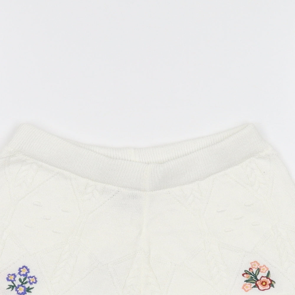 River Island Girls Ivory  Knit Mom Shorts Size 2-3 Years