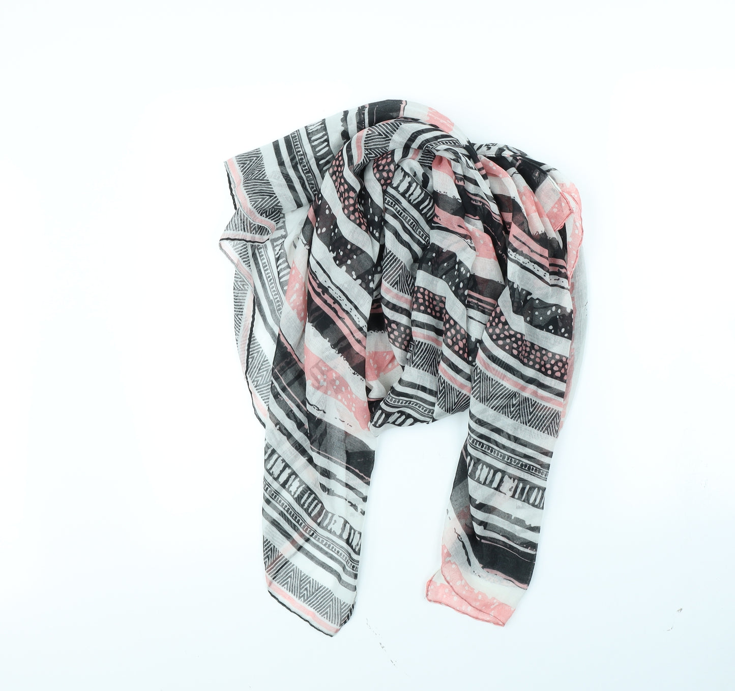 Preworn Womens Black Geometric   Scarf