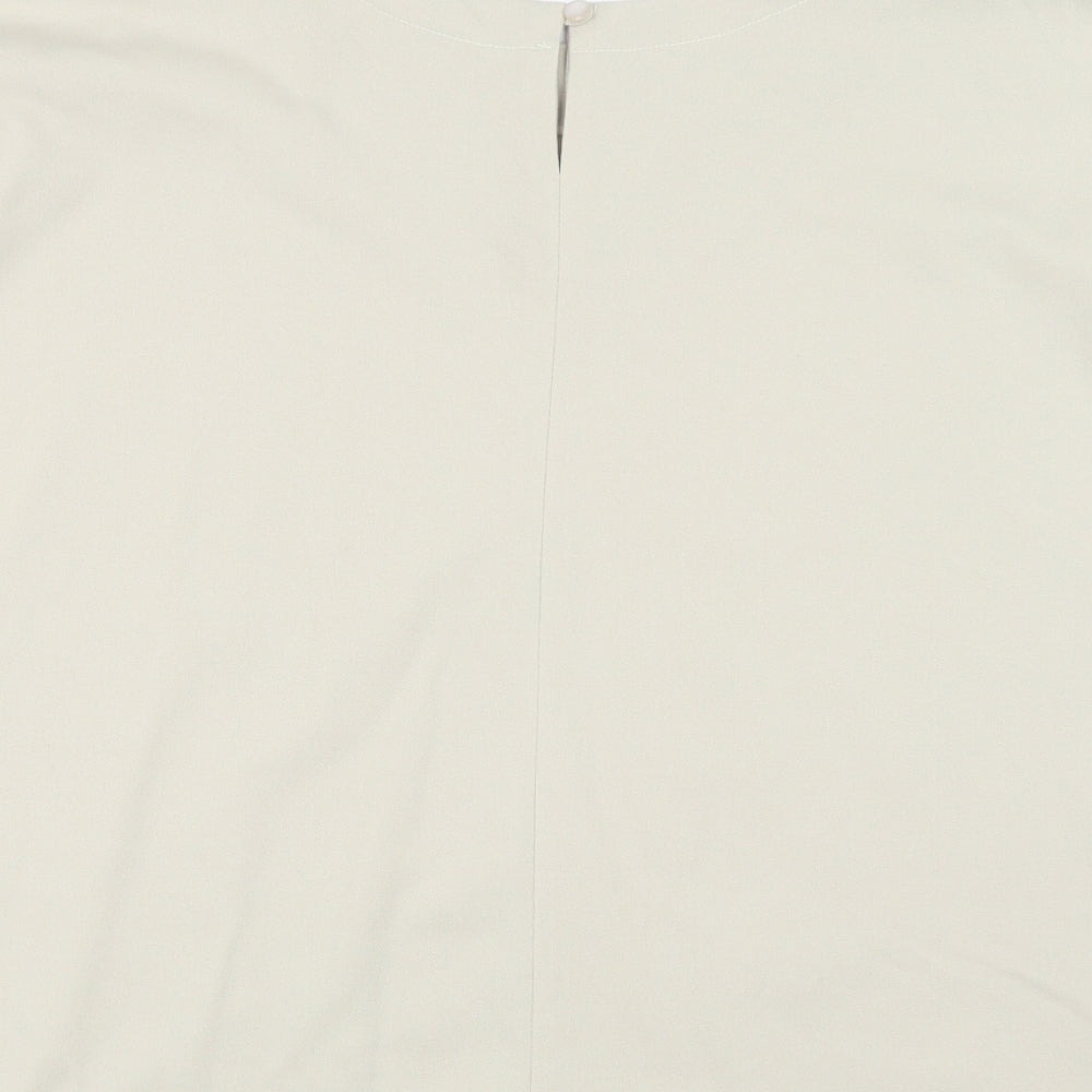 Preworn Womens Ivory   Basic T-Shirt Size 22