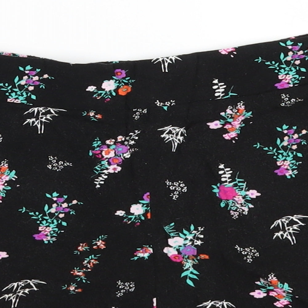New Look Girls Black Floral  Hot Pants Shorts Size 11 Years