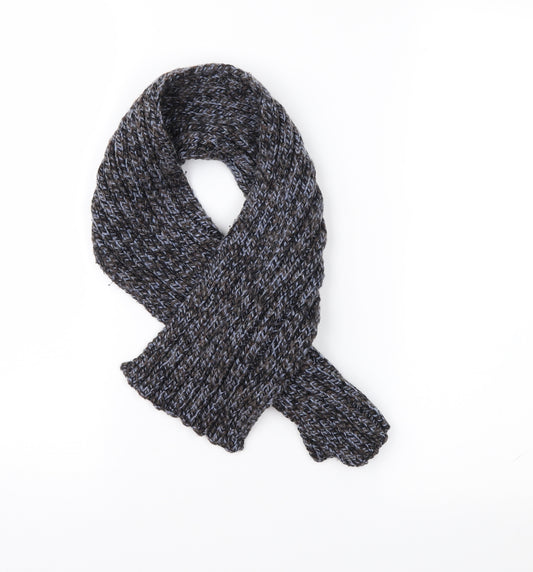 Front view of Preworn unisex blue knit rectangle scarf scarf size regular
