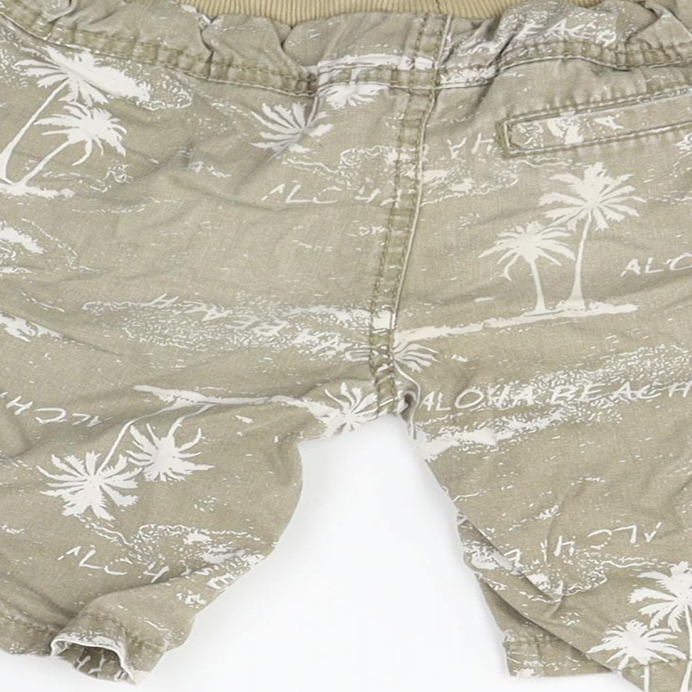 Knot so bad Boys Beige   Chino Shorts Size 7-8 Years