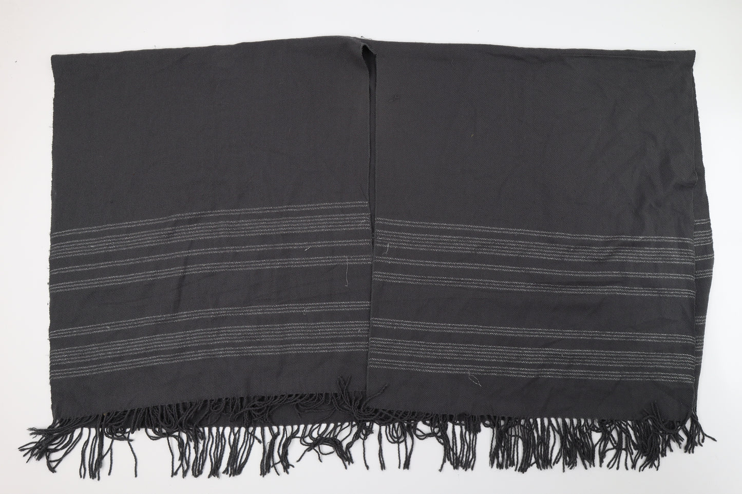 Preworn Womens Grey Striped Knit  Shawl/Wrap