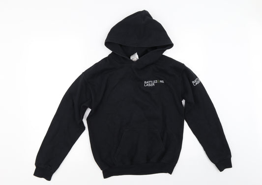 Front view of Gildan boys’ black pullover hoodie, size M