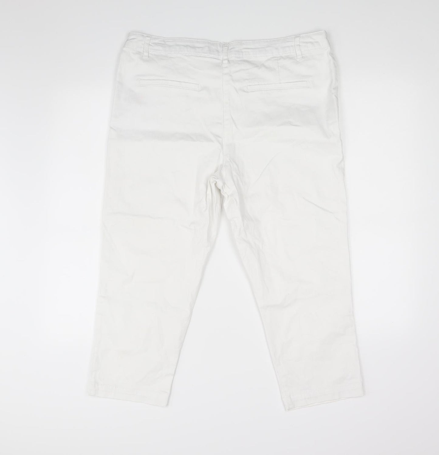 Bonmarché Womens White  Denim Cropped Jeans Size 16 L20 in - m