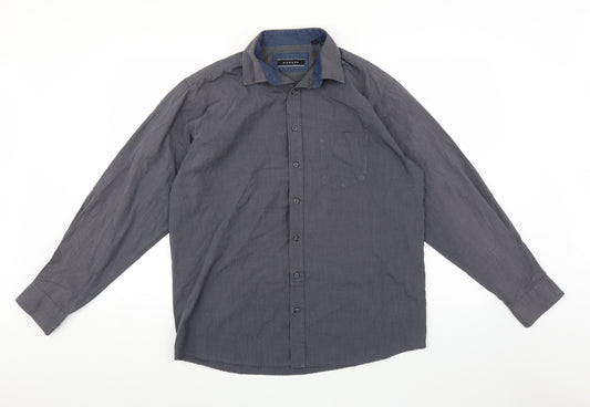 Front view of Morgan men’s grey button-up, size 15.5