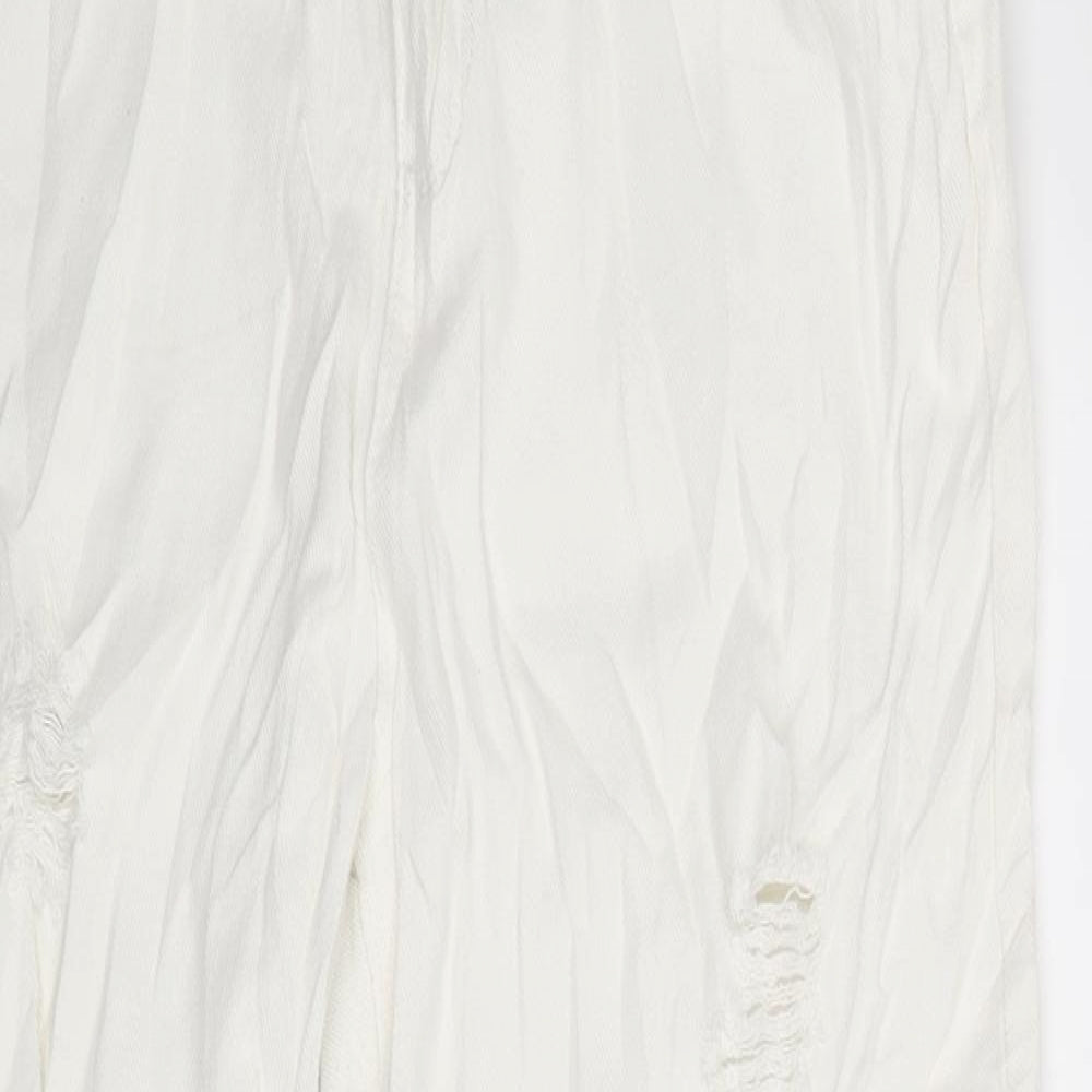 Preworn Womens White   Straight Jeans Size L L23 in