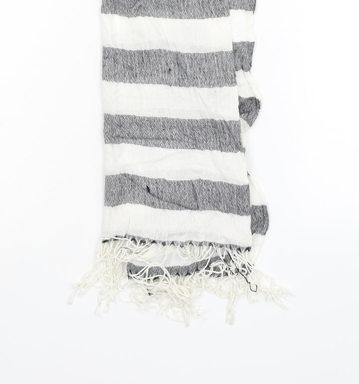 Preworn Womens Silver Striped Scarf