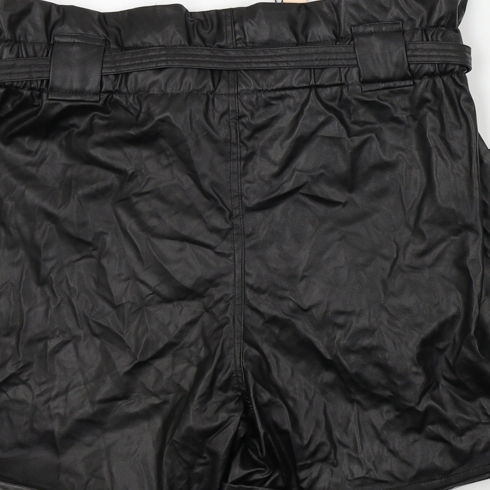Prettylitlething Womens Black Colourblock  Bermuda Shorts Size 12