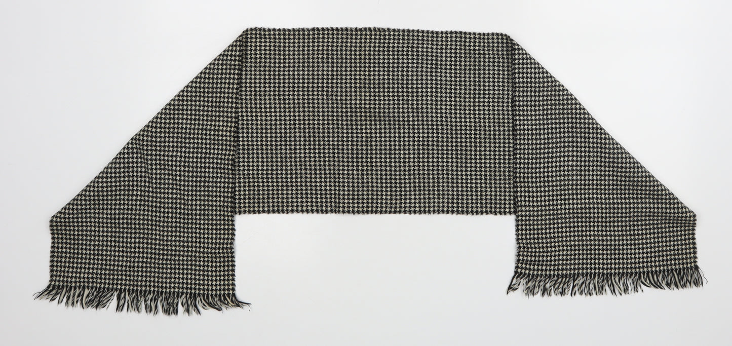 Preworn Unisex Black Geometric   Scarf