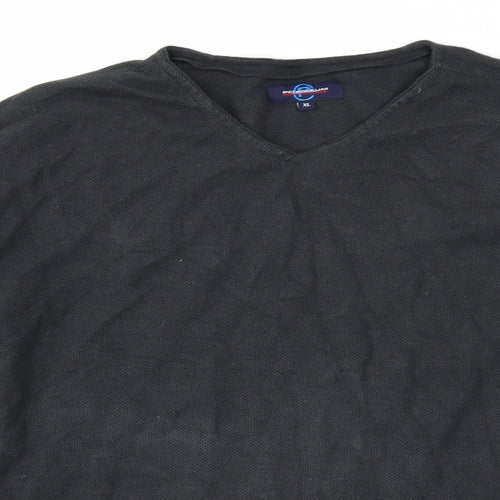 Petroleum Mens Black   Pullover Sweatshirt Size XL