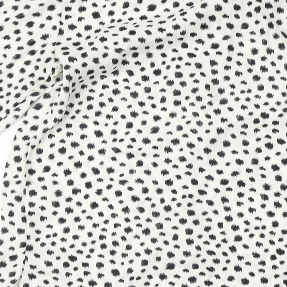 H&M  Womens White Animal Print  Basic Button-Up Size 2