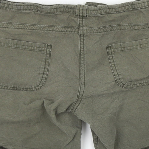 Cherokee Womens Green   Bermuda Shorts Size 10