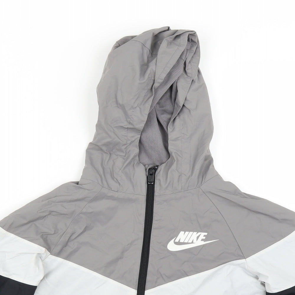Nike Boys Grey   Jacket  Size 8-9 Years