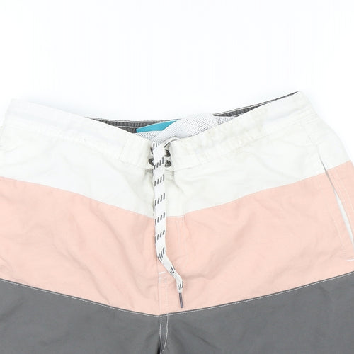 Cedar Wood State Mens Grey   Bermuda Shorts Size S