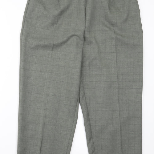 BM Womens Green   Trousers  Size 14 L23 in
