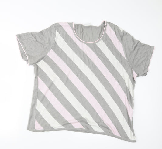 Front view of LUCIA women’s grey basic t-shirt, size UK 24
