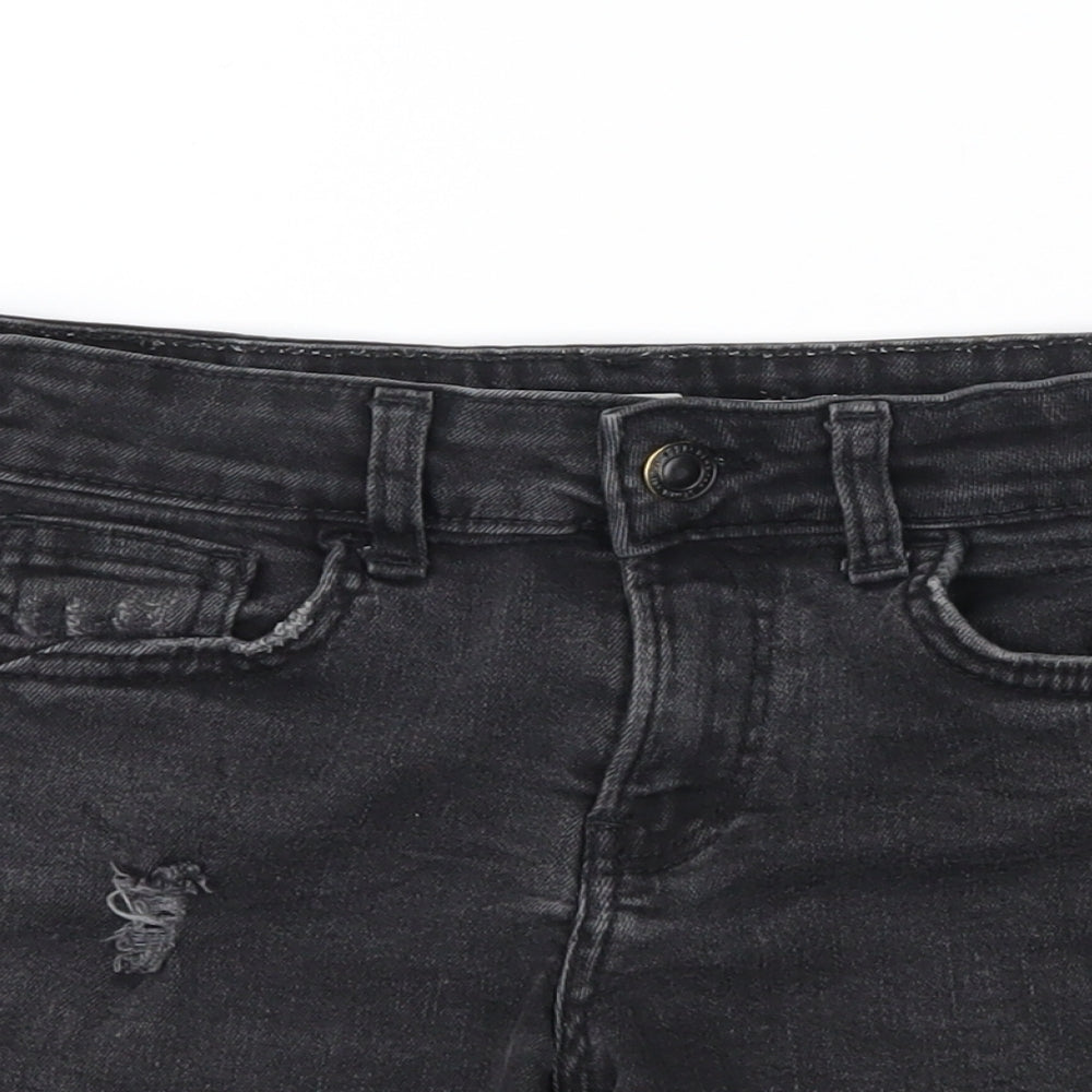 Bershka Womens Black  Denim Cut-Off Shorts Size 4 - distressed