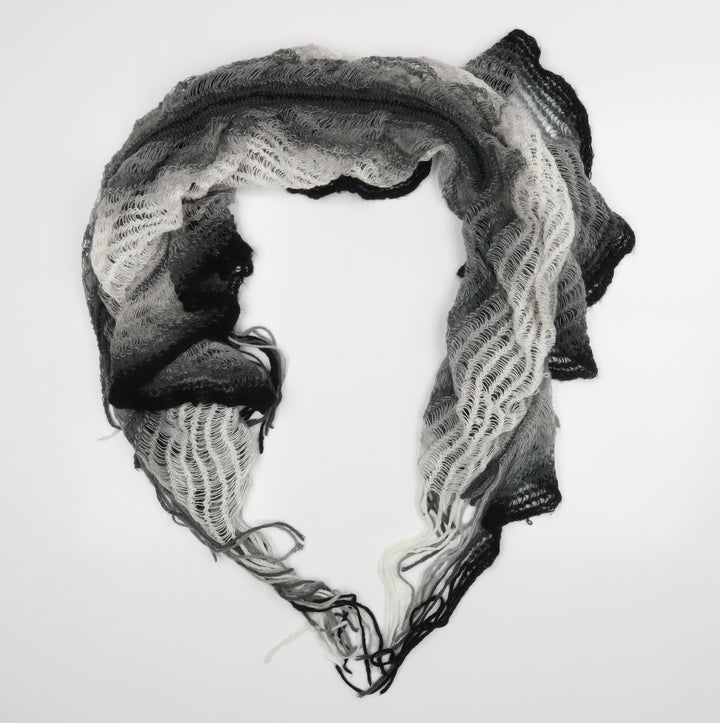 Evie Unisex Black    Scarf