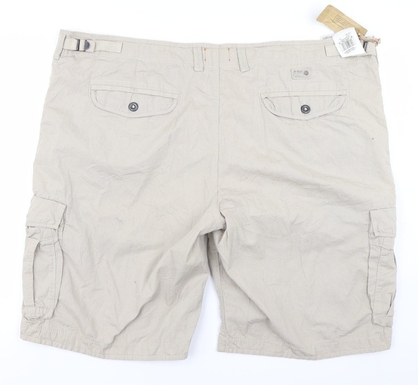 North Coast Mens Beige   Cargo Shorts Size 50 in