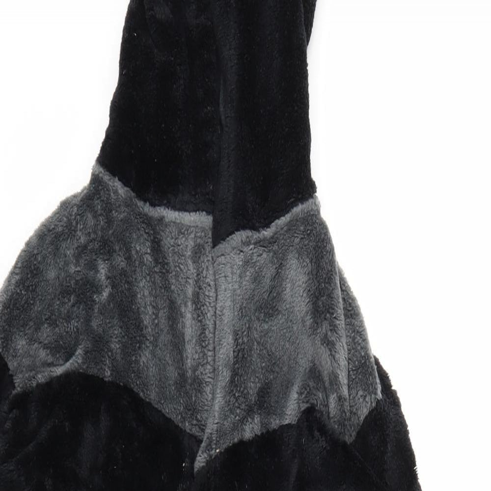 M&S Boys Black    Gown Size 7-8 Years